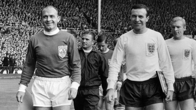Jimmy Armfield3